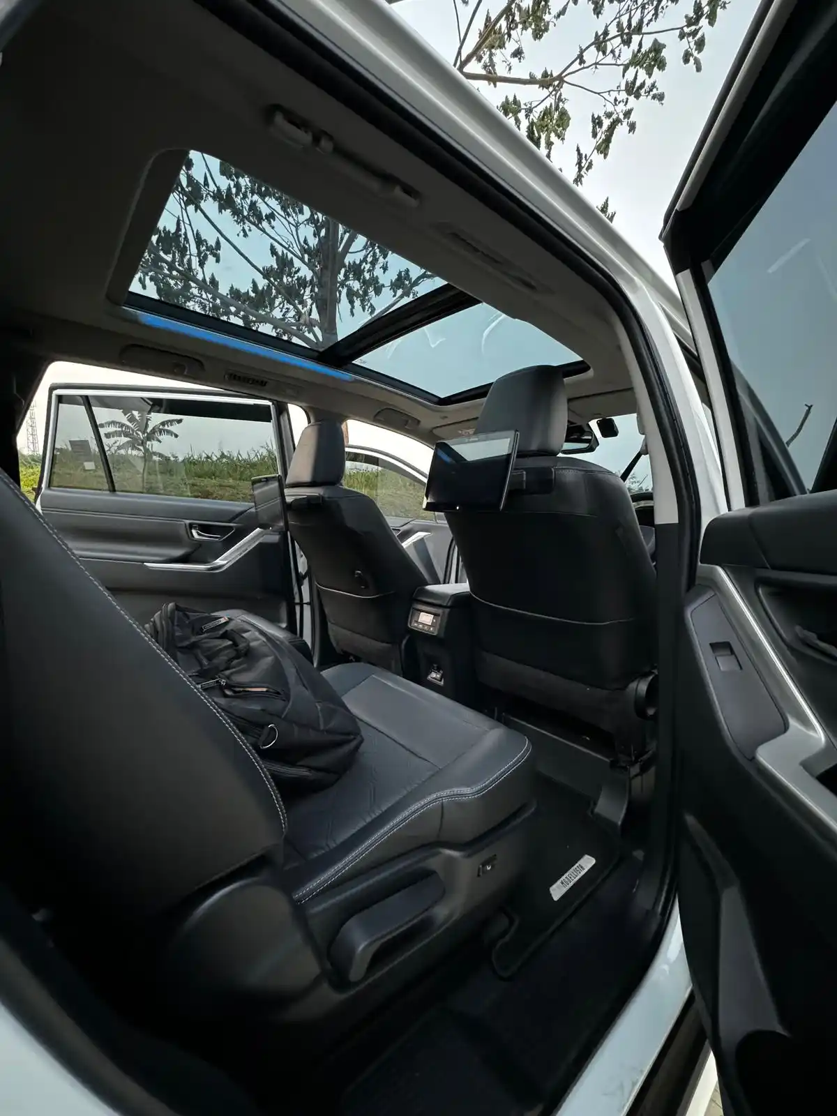Foto asli Toyota Innova Zenix Q Family Trans Luxury